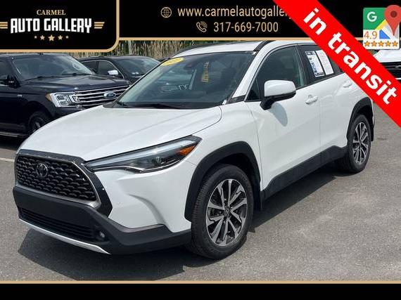 TOYOTA COROLLA CROSS 2022 7MUDAABG9NV024063 image